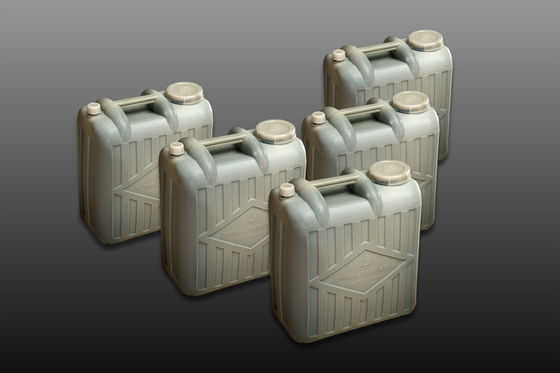 El aceite transparente suaviza y nutre el borde del cuero con tratamiento de borde